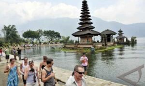 20110115042554turis140111-1_11zon