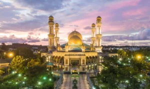 Brunei, Bandar Seri Begawan: Kota yang Memeluk Budaya dan Kemewahan Kerajaan
