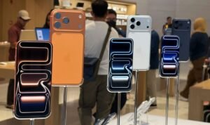 iPhone 17